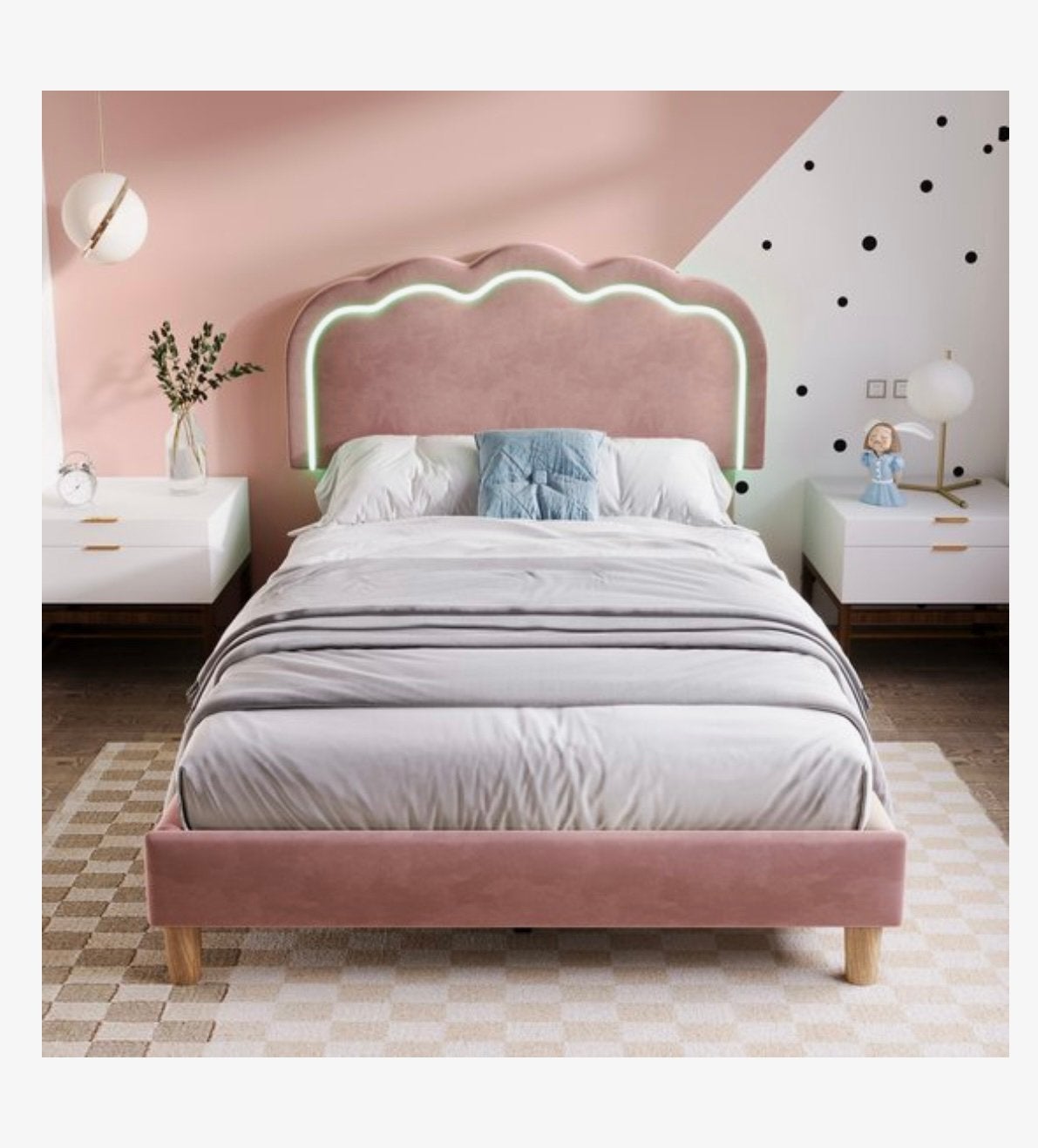 Meisjes bed met LED, Ophalen, Zo goed als nieuw, Tweepersoons