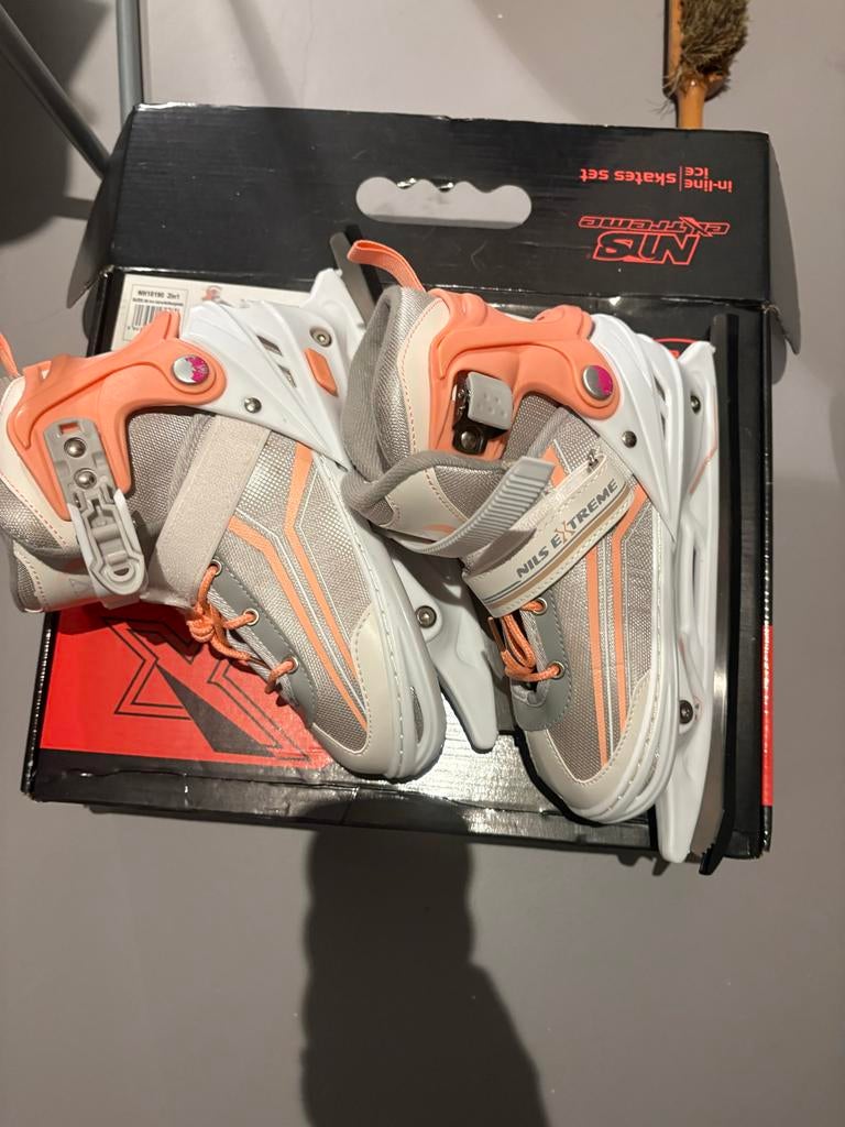 Verstelbare Skeelers/Schaatsen 2-in-1 Maat 34-38, Ophalen of Verzenden, Zo goed als nieuw, Overige typen, Overige merken