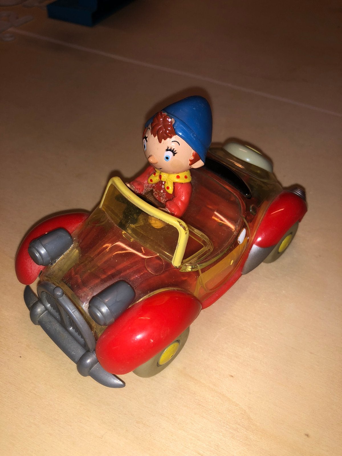 Noddy figuurtje in auto, Ophalen of Verzenden