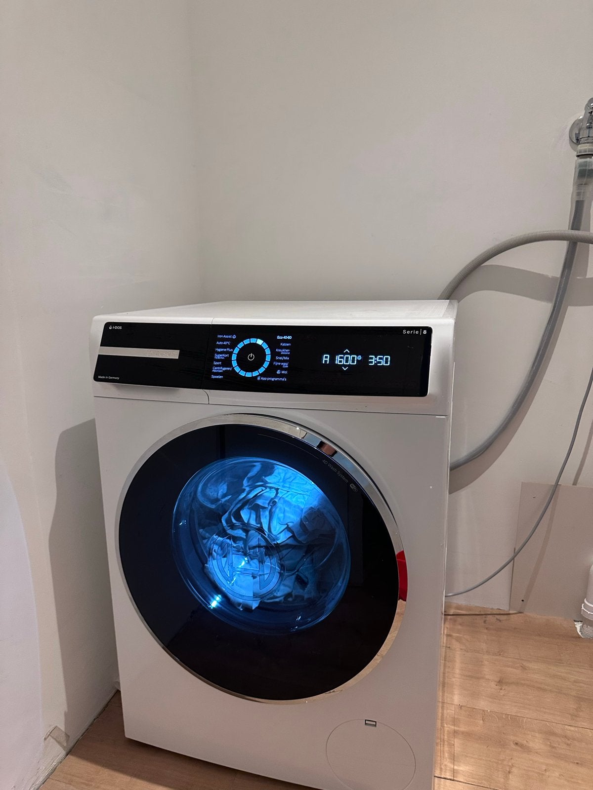 Bosch Serie 8 WGB256ASNL i-DOS | 10 kg | 1600 rpm | Like New, Ophalen, 8 tot 10 kg, 85 tot 90 cm, 1600 toeren of meer