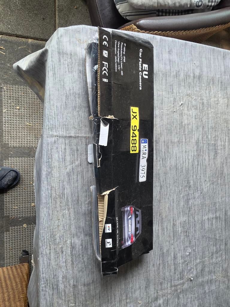 1 car plate camera compleet zie foto,s., Auto diversen, Autoradio's, Ophalen