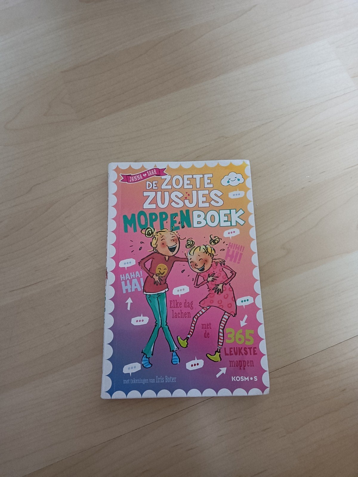 De Zoete Zusjes Moppenboek - 365 Leukste Moppen, Ophalen, Zo goed als nieuw, Janna en Saar
