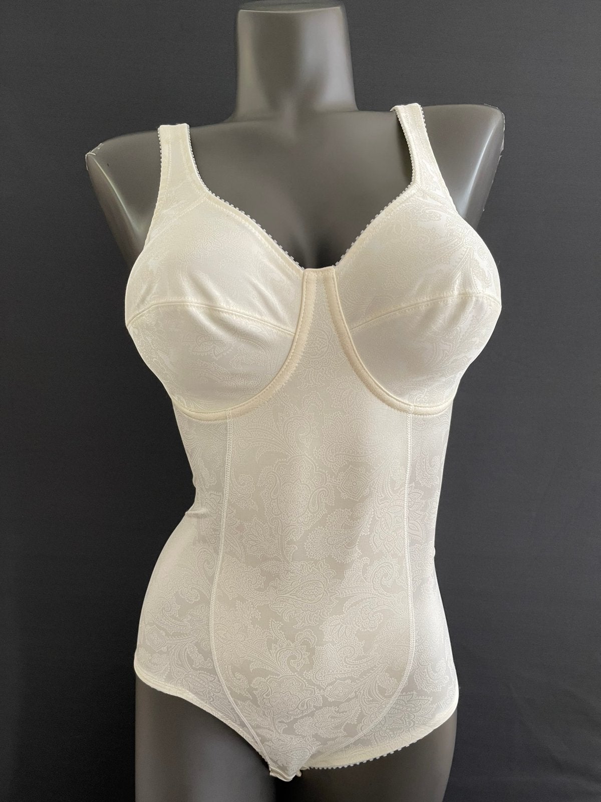 Dacapo body maat 70e model 3226, Verzenden, Overige kleuren, Body of Korset