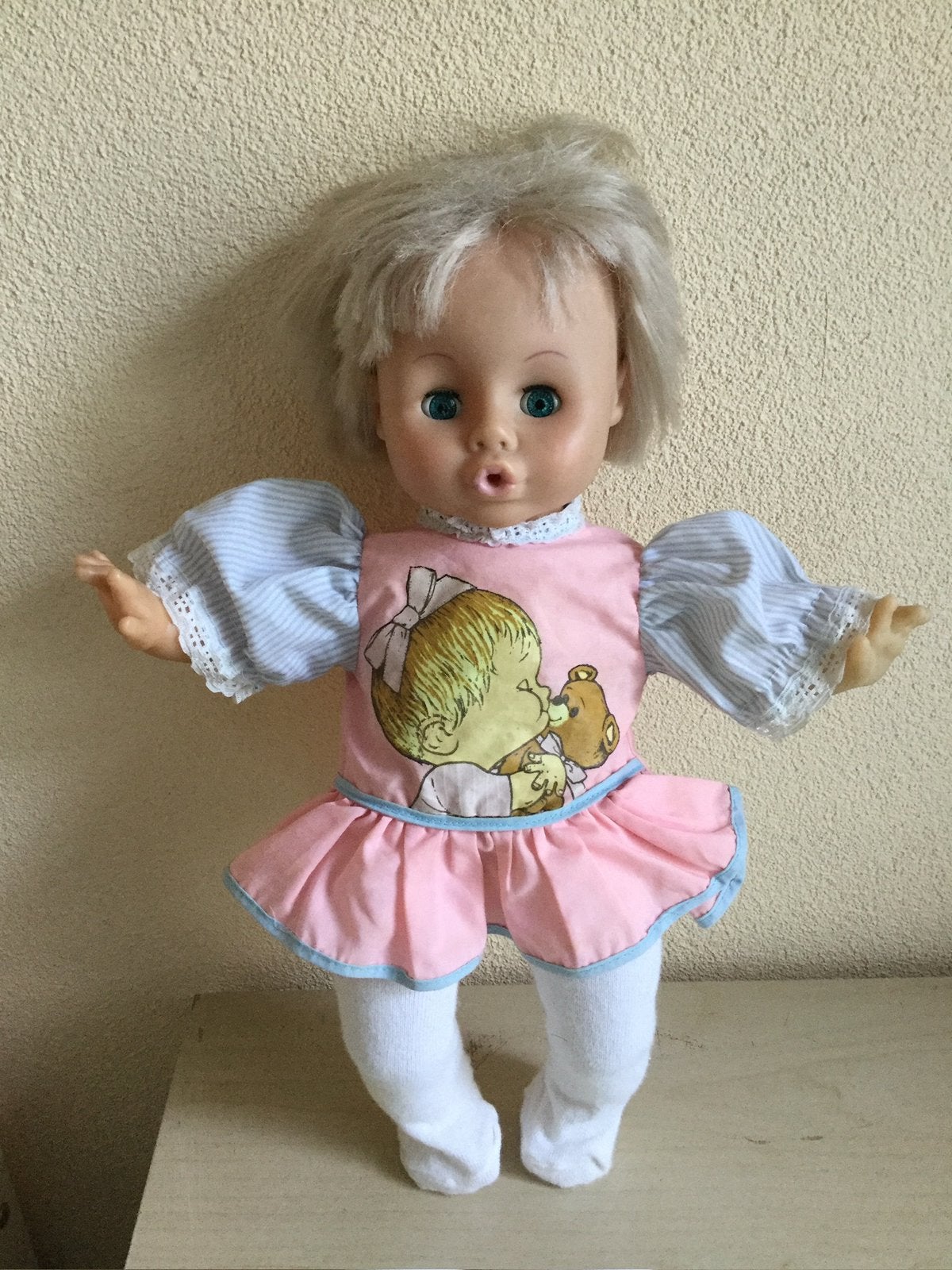 Poppen,poppenspeelgoed en kleertjes, Ophalen of Verzenden, Zo goed als nieuw, Pop