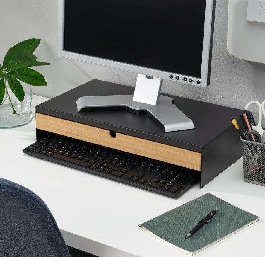 IKEA ELLOVEN monitorstandaard met lade – zwart/bamboe, Ophalen