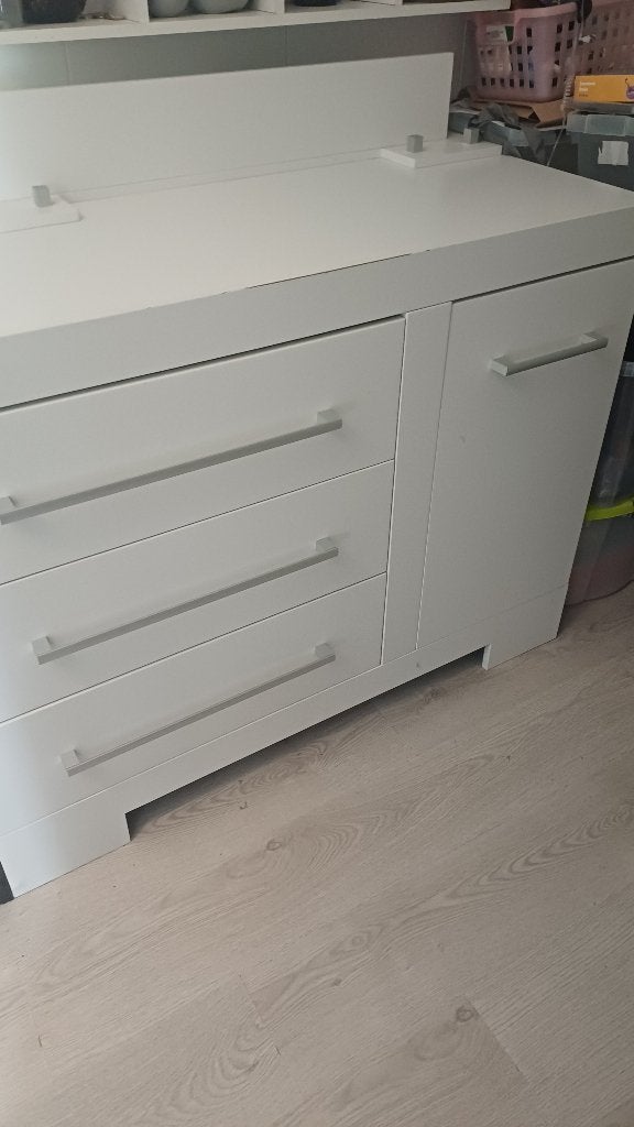 Commode met bijpassendr wandplank, Ophalen, Gebruikt, 50 tot 70 cm, 100 cm of meer