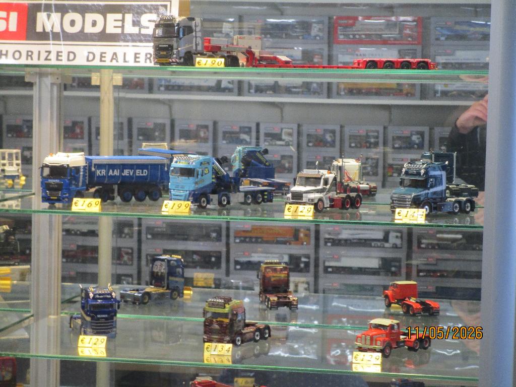 Onze Wsi Shop is zaterdag en Zondag gewoon open, Hobby en Vrije tijd, Modelauto's | 1:50, Ophalen, Nieuw, Bus of Vrachtwagen, Wsi