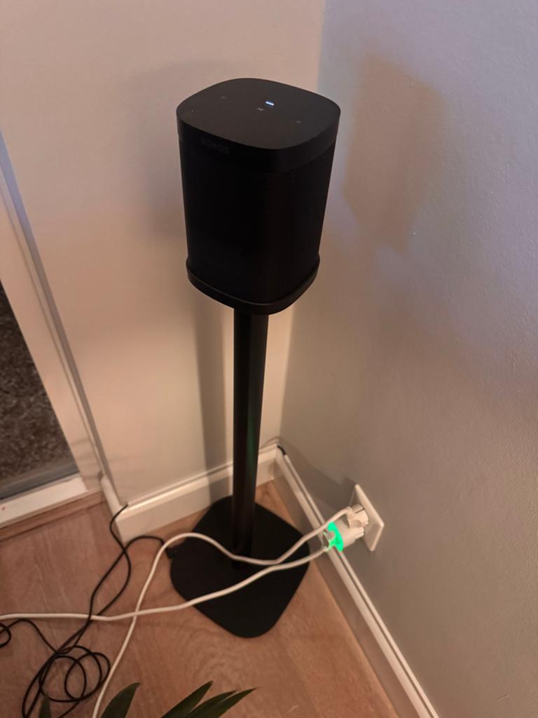 2 Sonos boxen inclusief standaarden, Audio, Tv en Foto, Luidsprekers, Zo goed als nieuw, Front, Rear of Stereo speakers, Minder dan 60 watt