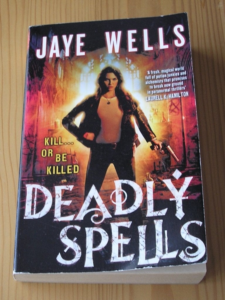 Deadly spells - Jaye Wells, Ophalen of Verzenden, Gelezen, Jaye Wells