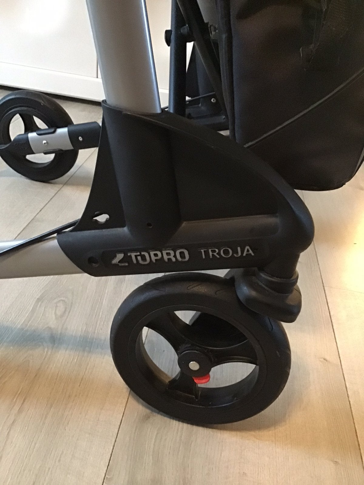 Weinig gebruikte Topro Troja 2G rollator S lengte 130-170 cm, Gebruikt, Weinig gebruikte Topro Troja 2G rollator S lengte 130-170 cm