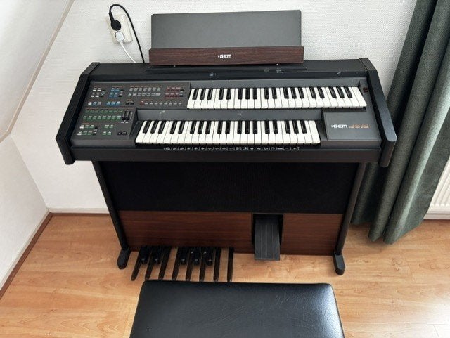 GEM Home Orgel met 2 klavieren en pedalen, Muziek en Instrumenten, Ophalen, Gebruikt, 2 klavieren, Orgel