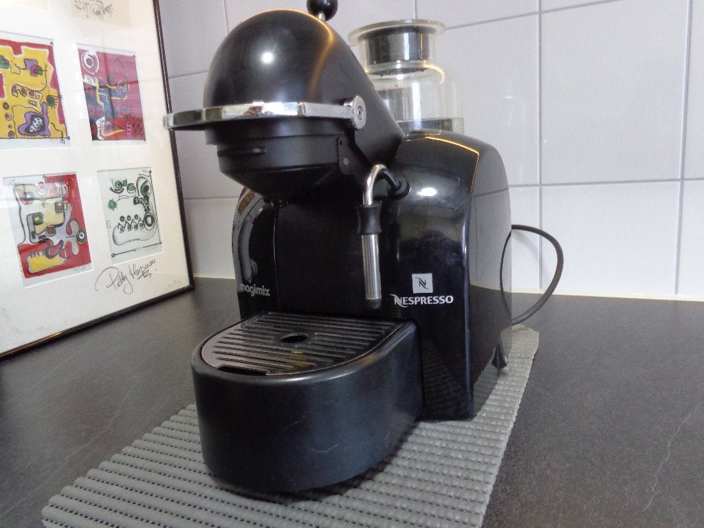 Nespresso Magimix, Koffiepads en cups, Gebruikt, Espresso apparaat, Ophalen of Verzenden