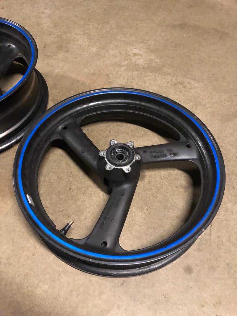 Yamaha FZR 600 R 1994-1995 wielen set, Gebruikt, ., Ophalen of Verzenden, .