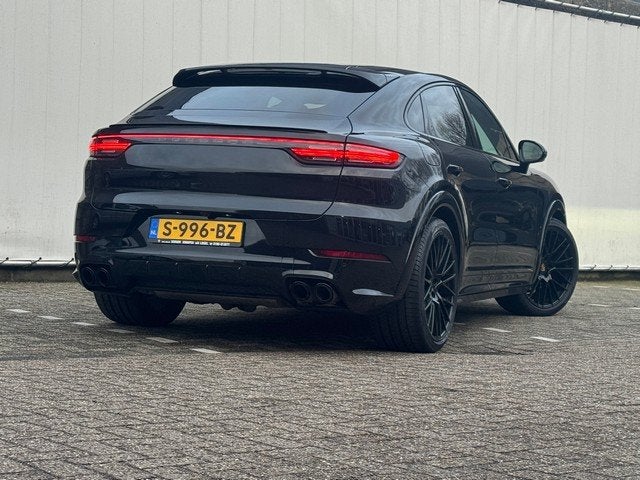 Porsche Cayenne Coupé 3.0 E-Hybrid met Sport Design, Soft-C, Auto's, Automaat, Gebruikt, 2995 cc, Zwart