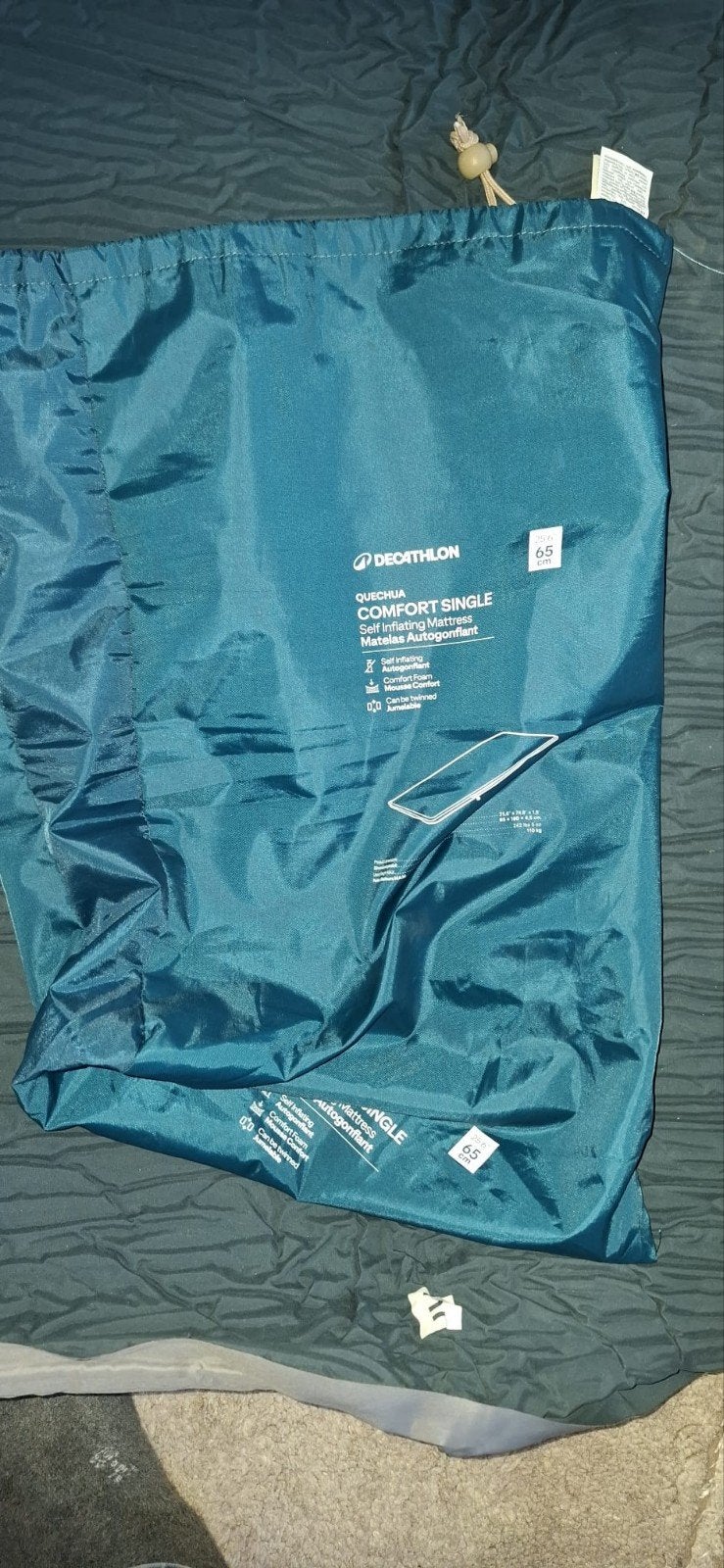 Zelfopblazend matras 65x190x4.5 cm - Quechua, Caravans en Kamperen, Ophalen of Verzenden, Zo goed als nieuw, 1-persoons