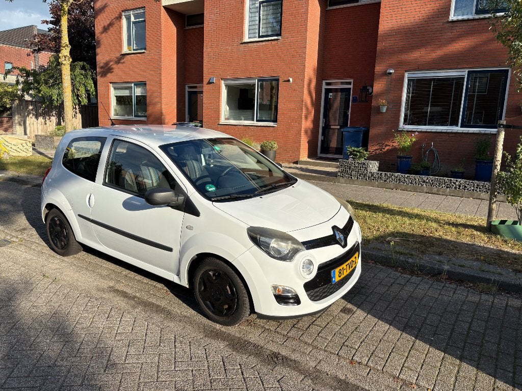 Renault Twingo 1.2 16V 2012, Auto's, Voorwielaandrijving, 839 kg, 74 pk, Zwart