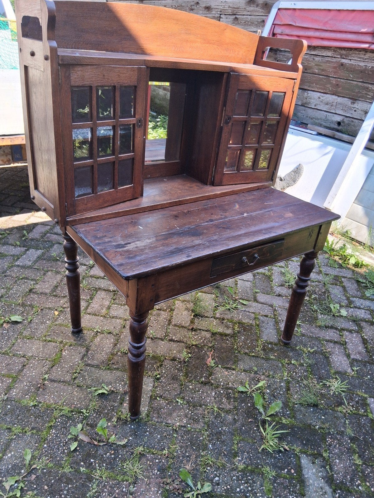 Oud tafeltje, Ophalen