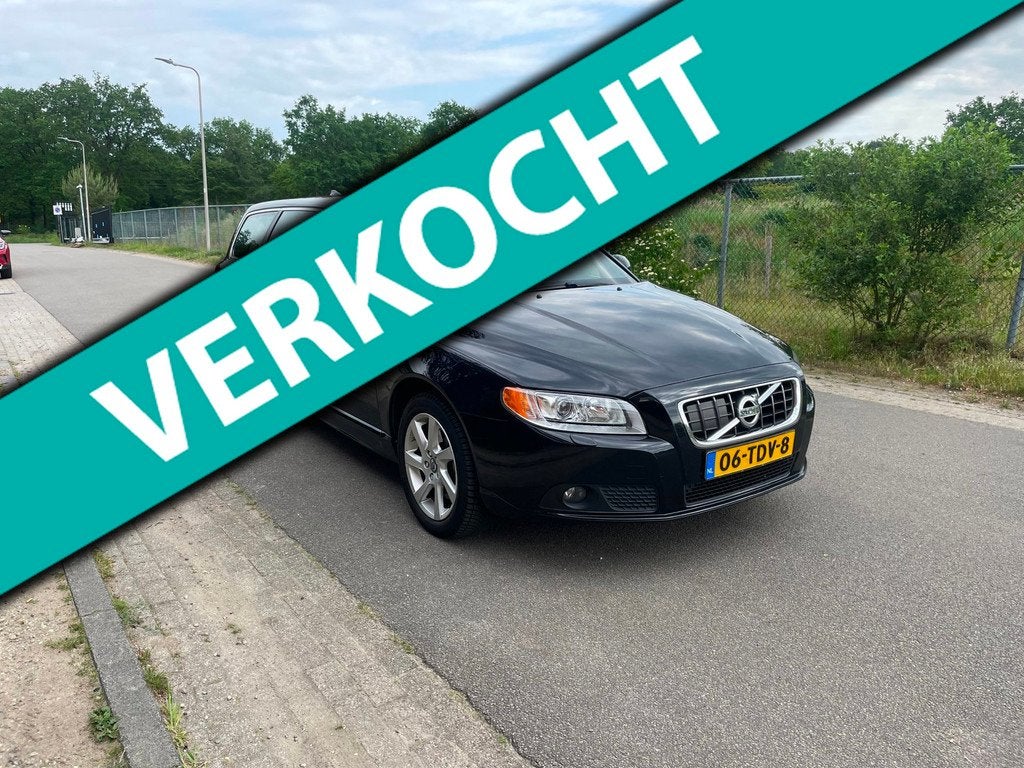 Volvo V70 2.0 D3 Limited Edition [ 5 cilinder ][ Automaat ], Auto's, Volvo, Euro 5, Zwart, 1984 cc, Diesel