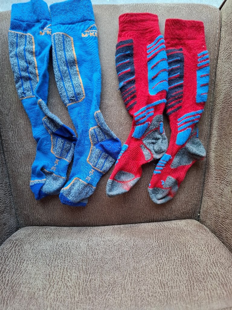 Ski sokken maat 31-34 2 paar McKinley Intersport, Jongen of Meisje, Ophalen of Verzenden, Zo goed als nieuw, McKinley Intersport