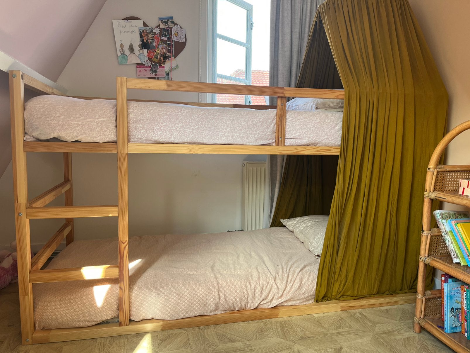 Ikea kura omkeerbaar bed zgan, Kinderen en Baby's, Ophalen, Zo goed als nieuw, Halfhoogslaper