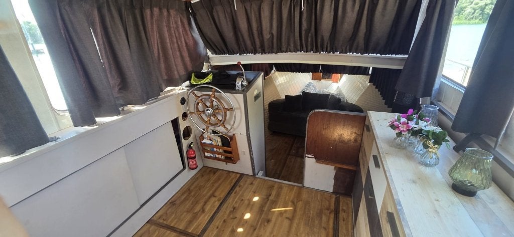 Foto 12 van Motorboot