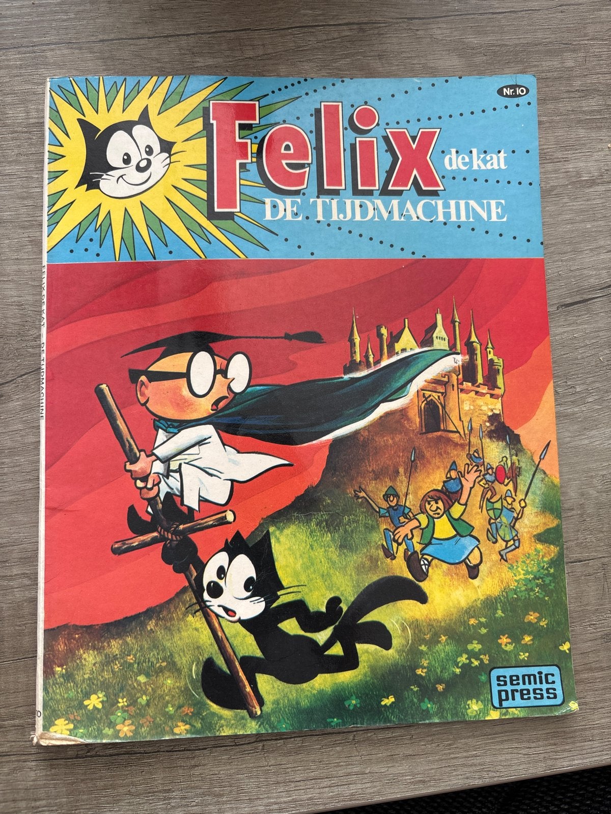 Felix de Kat - De Tijdmachine (Nr. 10) - Semic Press, Eén stripboek, Ophalen of Verzenden, Gelezen
