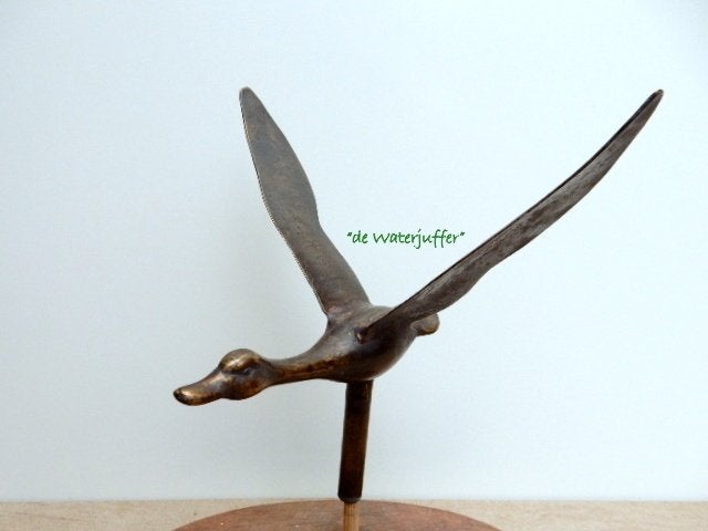 137* Bronzen zwaan op stang (Boven €75 geen verzendkosten), Tuin en Terras, Tuinbeelden, Ophalen of Verzenden, Nieuw, Overige materialen