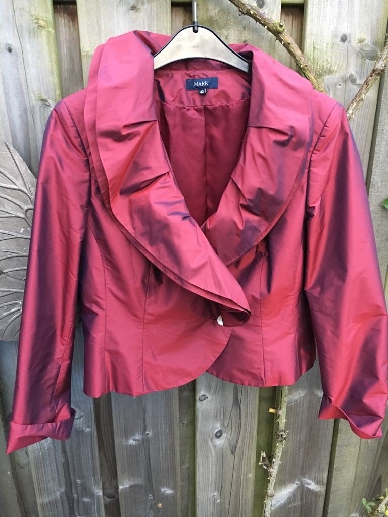 Chique jasje bordeauxrood /Bruiloft, Ophalen of Verzenden, Zo goed als nieuw, Maat 38/40 (M), Rood