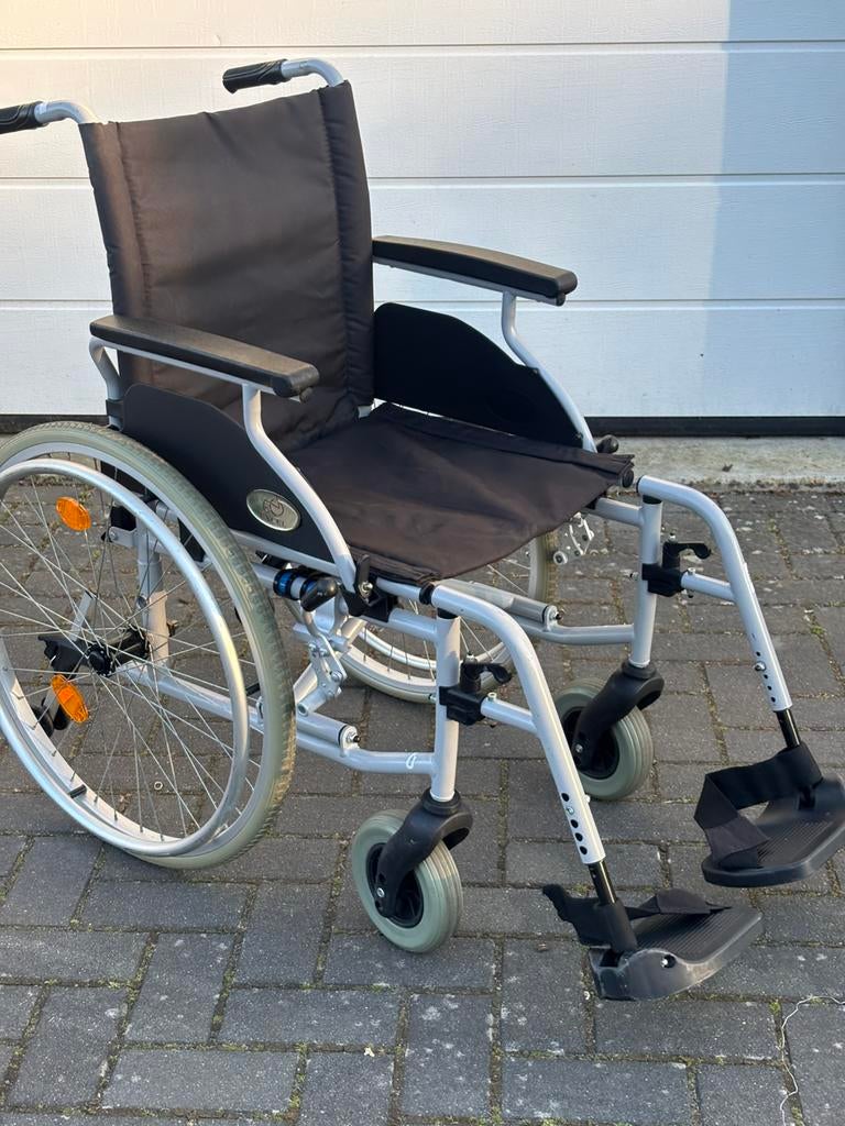 Zeer mooie duurzame Excel inklapbare rolstoel, Diversen, Rolstoelen, Excel, Meer info ☎️0️⃣6️⃣➖2️⃣0️⃣9️⃣0️⃣1️⃣0️⃣4️⃣0️⃣, Zo goed als nieuw