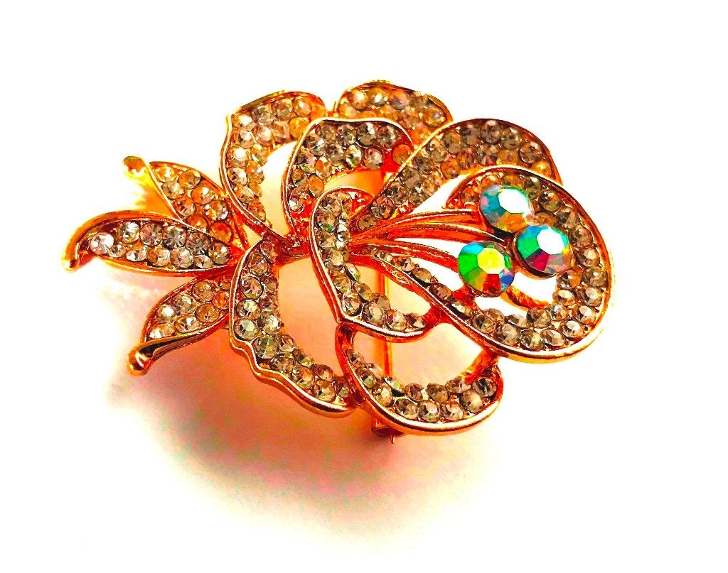 Royale sprankelende broche helder Aurora Borealis kristallen, Verzenden, Zo goed als nieuw, Overige materialen