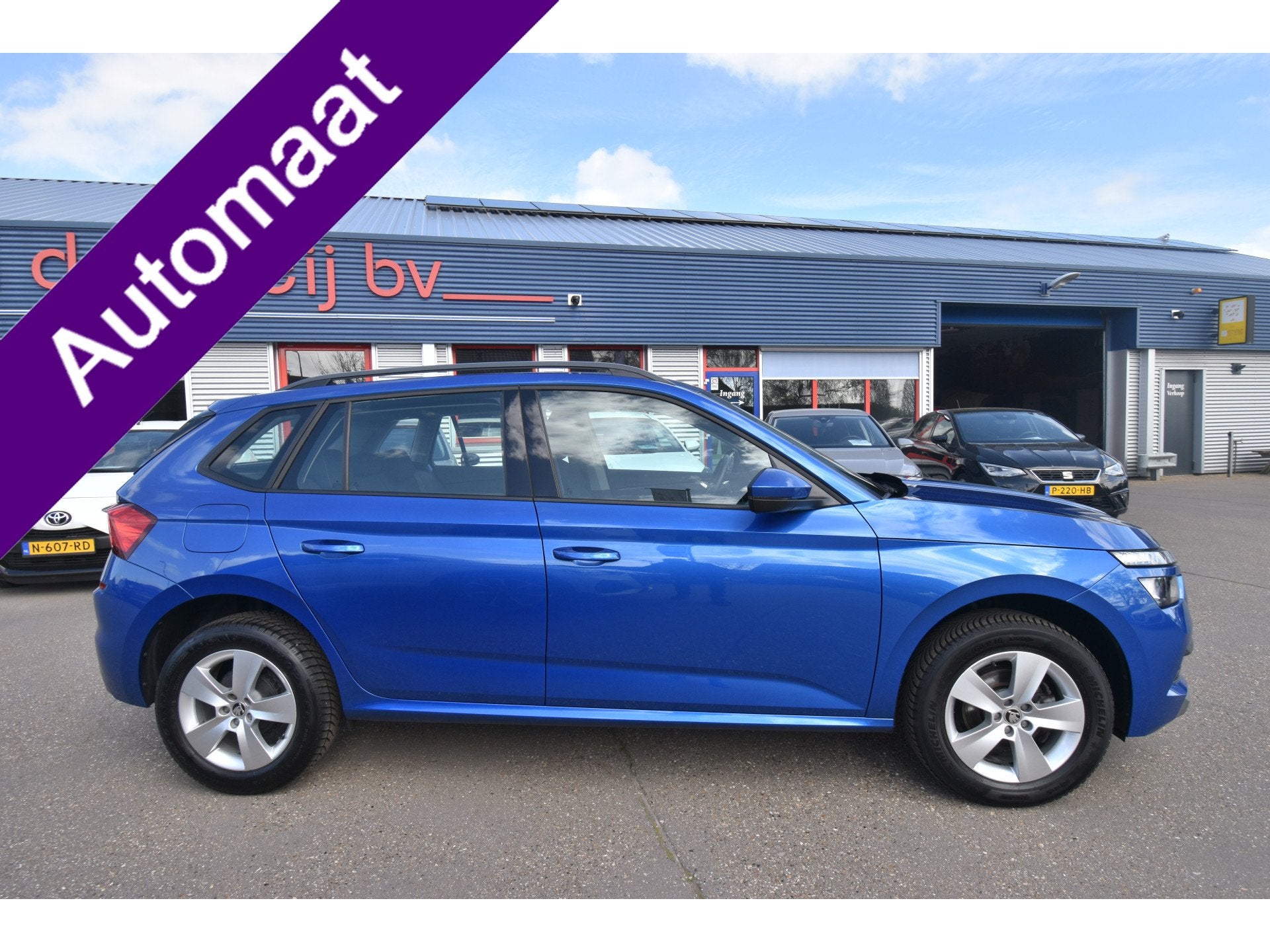 Skoda Kamiq 1.0 TSI Ambition , TREKHAAK , NAVI VIA APP , LMV, Stof, Gebruikt, Blauw, 630 kg