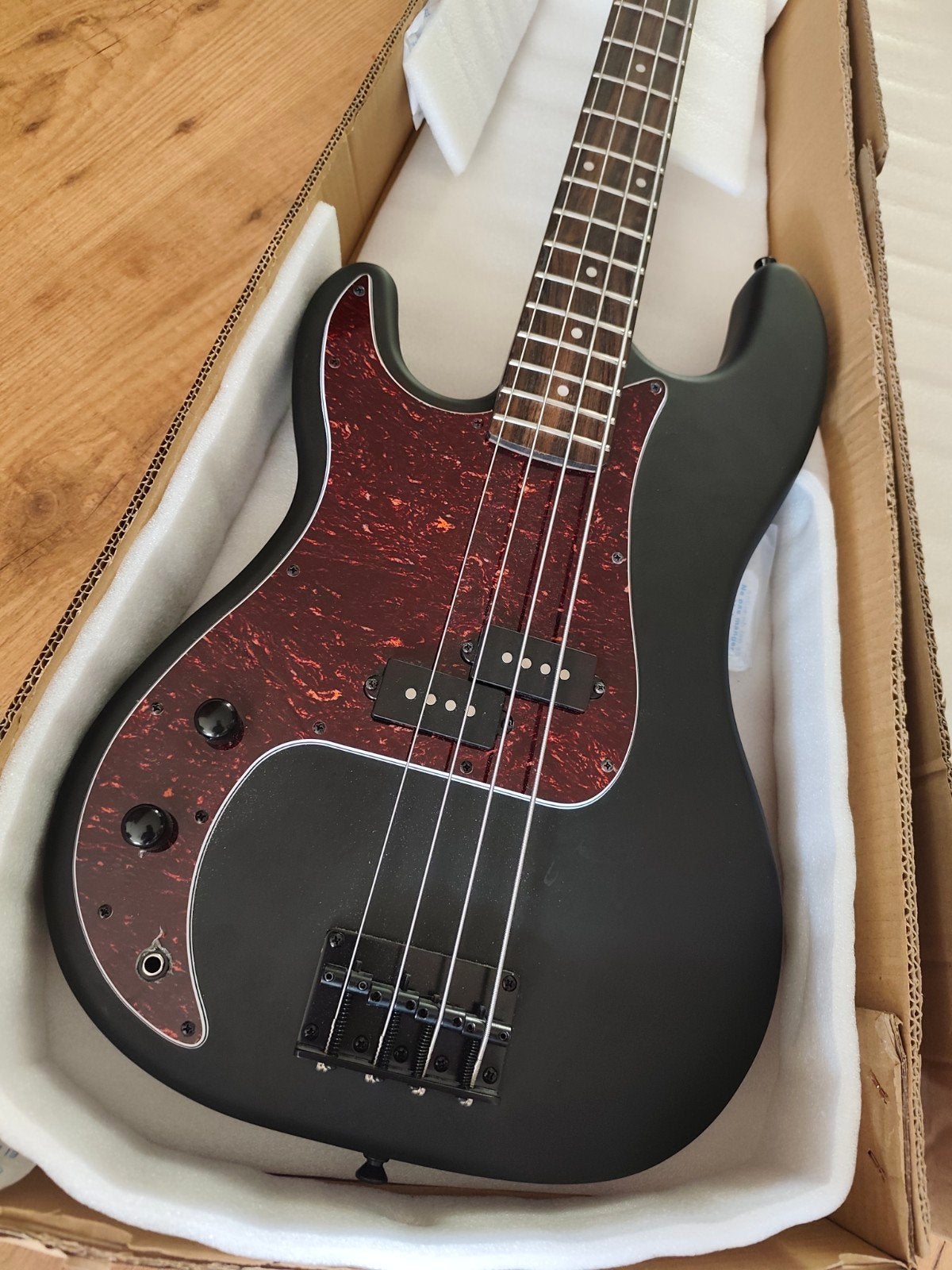 Harley Benton PB-20LH SBK

(linkshandig basgitaar), Muziek en Instrumenten, Ophalen of Verzenden, Zo goed als nieuw