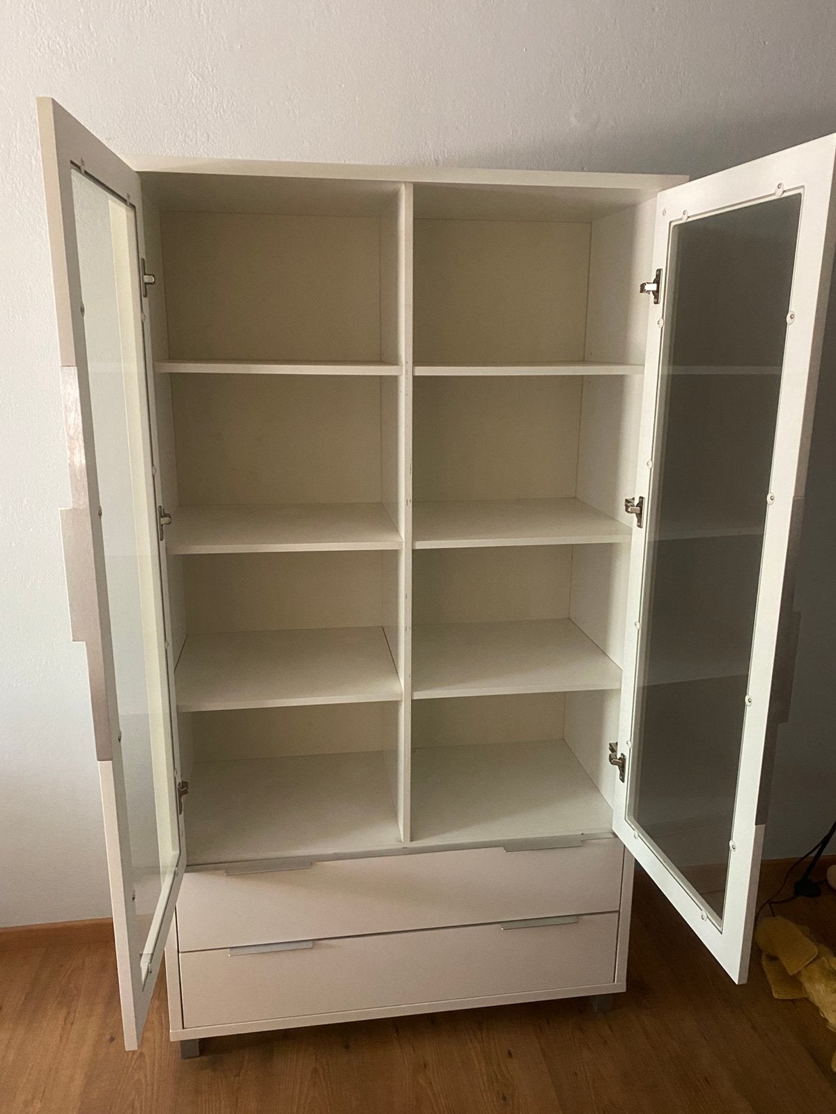 Witte vitrine kast, Ophalen, 50 tot 100 cm, Zo goed als nieuw, 150 tot 200 cm
