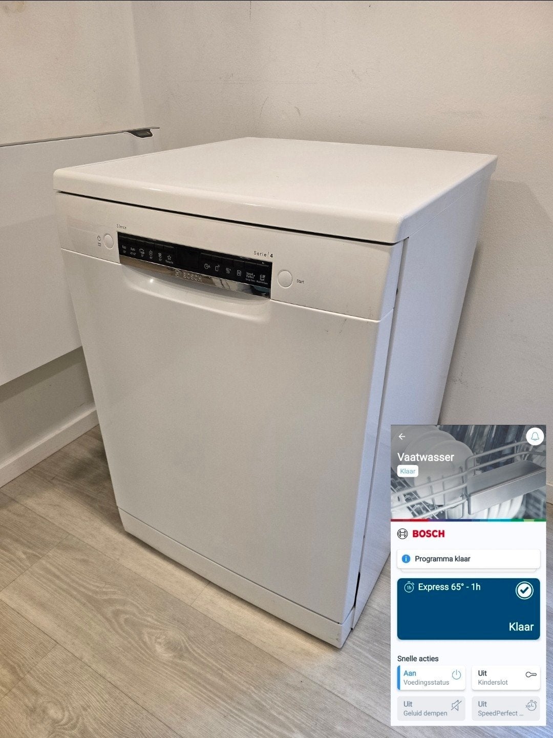 Bosch Serie 4 vaatwasser SMS4HTW33E– WiFi / Home Connect, 60 cm of meer, Minder dan 10 liter, Energieklasse A of zuiniger, Ophalen of Verzenden