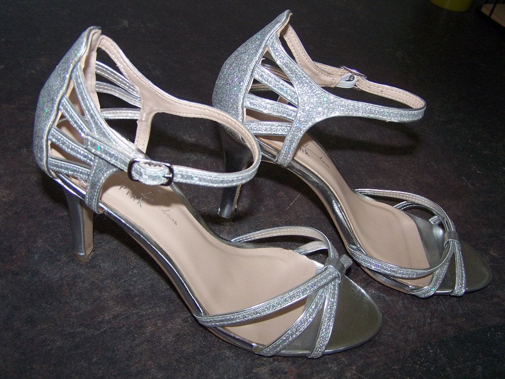 te koop: schoenen dames zilver maat 37, Ophalen of Verzenden, Zo goed als nieuw, Overige kleuren, Schoenen met hoge hakken