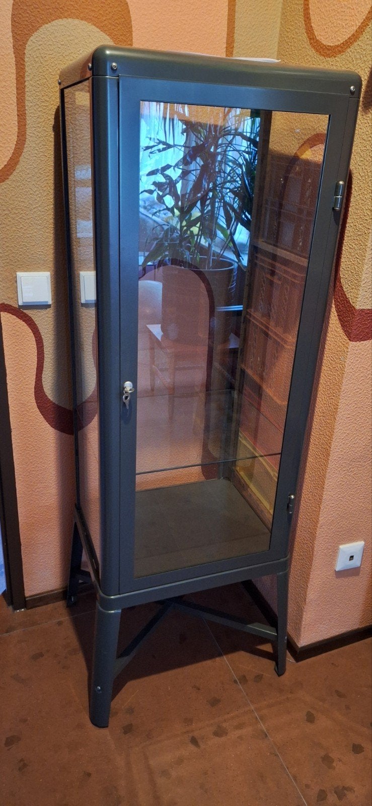 IKEA FABRIKÖR Vitrinekast - Zo goed als nieuw, Ophalen, Met deur(en), 50 tot 100 cm, Zo goed als nieuw