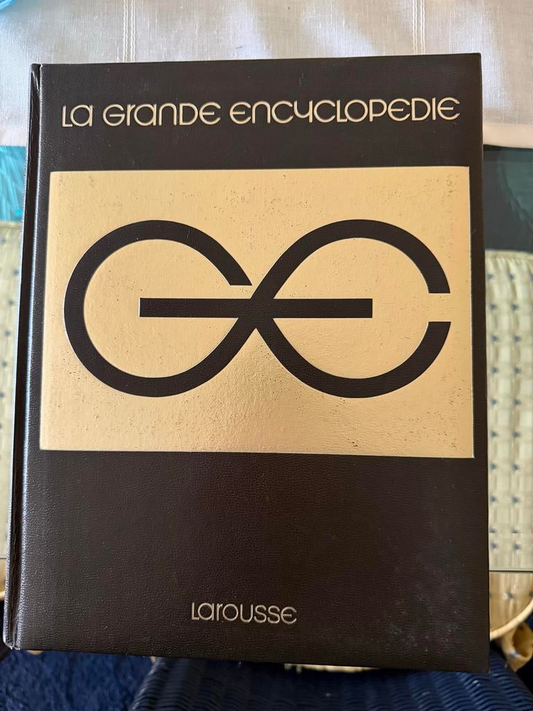 La Grande Encyclopédie Larousse deel 1 tot en met 20, Ophalen of Verzenden, Gelezen, Algemeen, Los deel