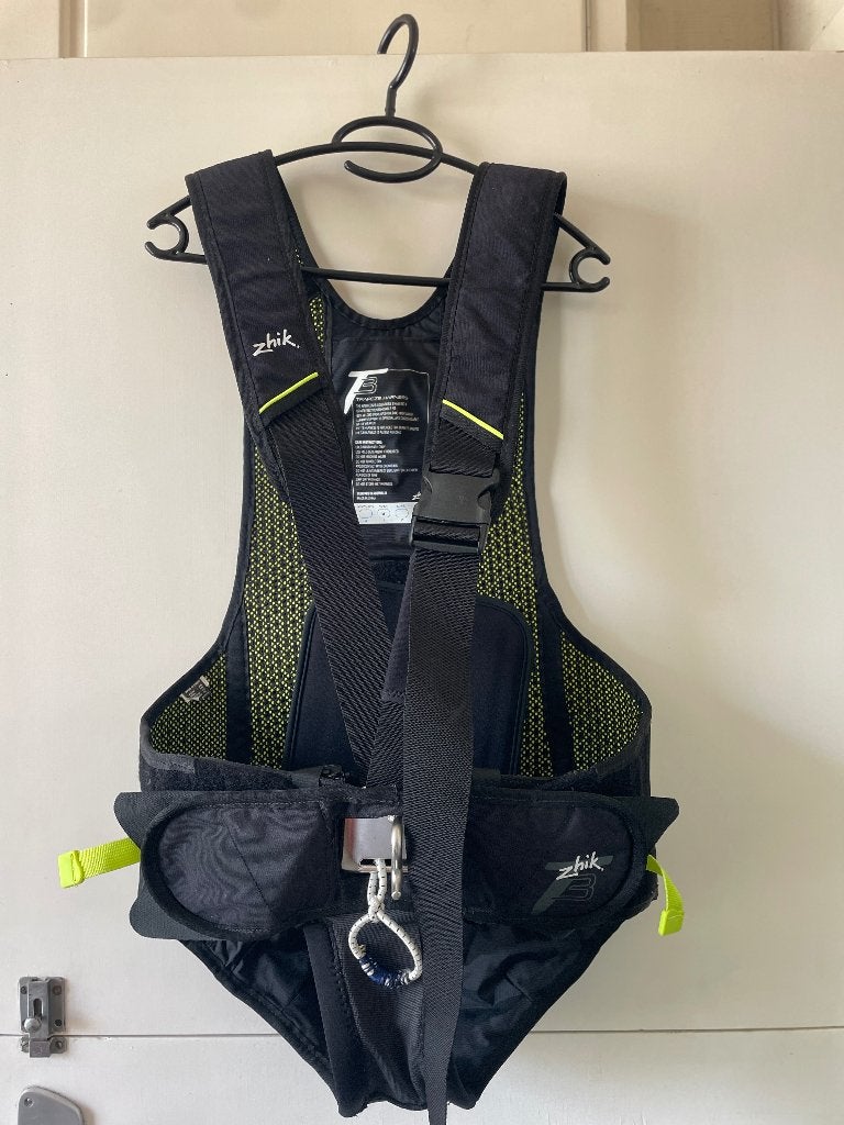 Zhik T3 trapeze harnas, Watersport en Boten, Ophalen of Verzenden, Nieuw, Toebehoren, Minder dan 15 m²
