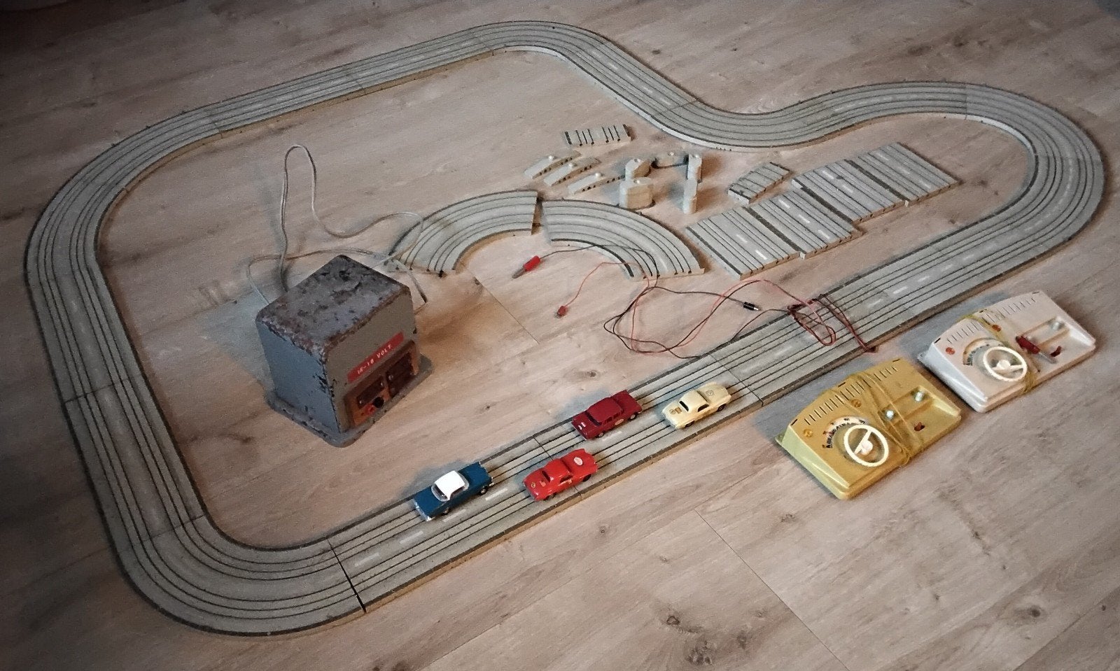 Vintage Faller AMS racebaan met 3x Mercedes 1x Opel Kapitän, Kinderen en Baby's, Overige merken, Zelf te bouwen, Ophalen of Verzenden