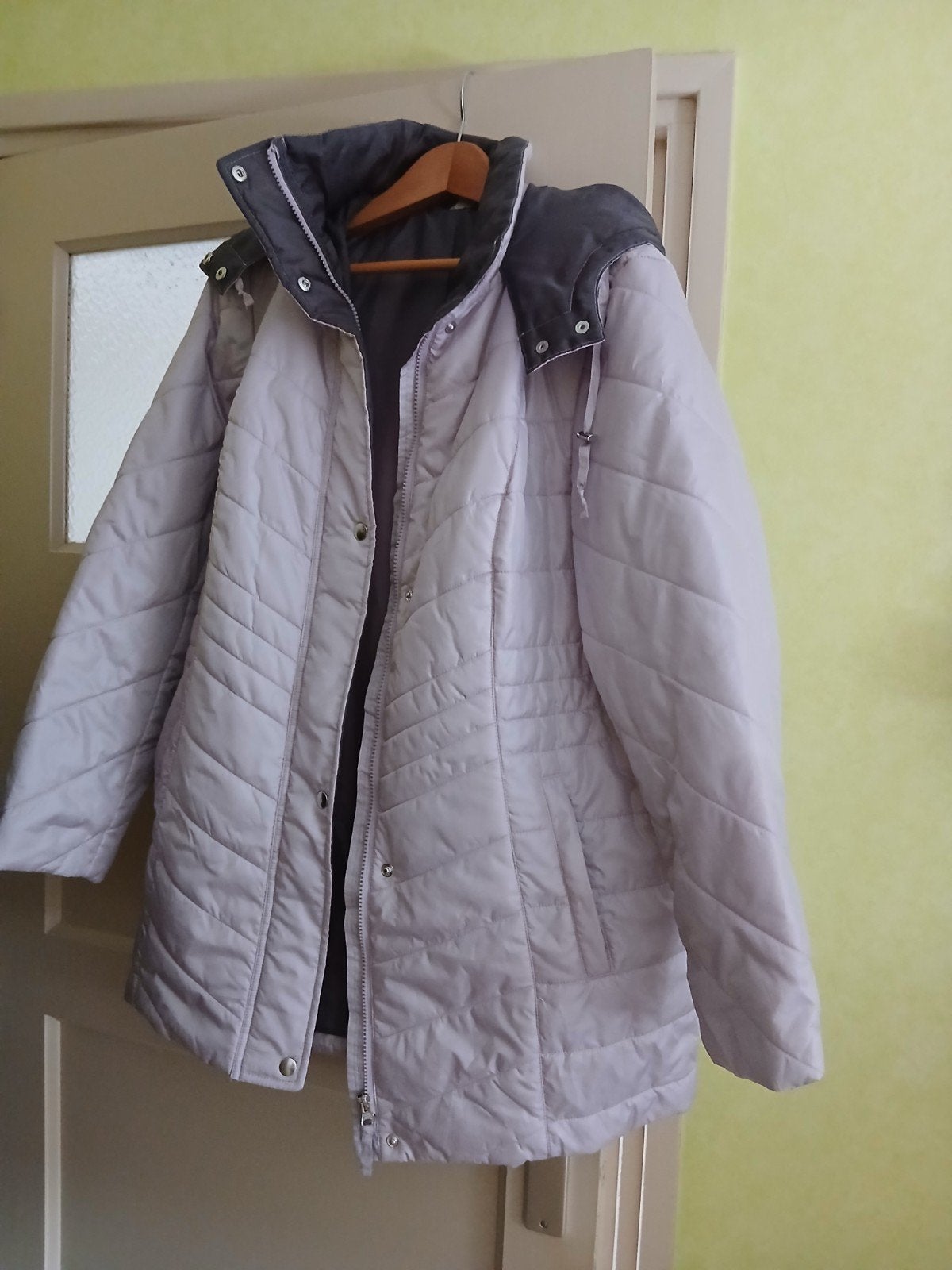 dames winter jas, Kleding | Dames, Jassen | Winter, Zo goed als nieuw, Maat 42/44 (L), Paars, Ophalen