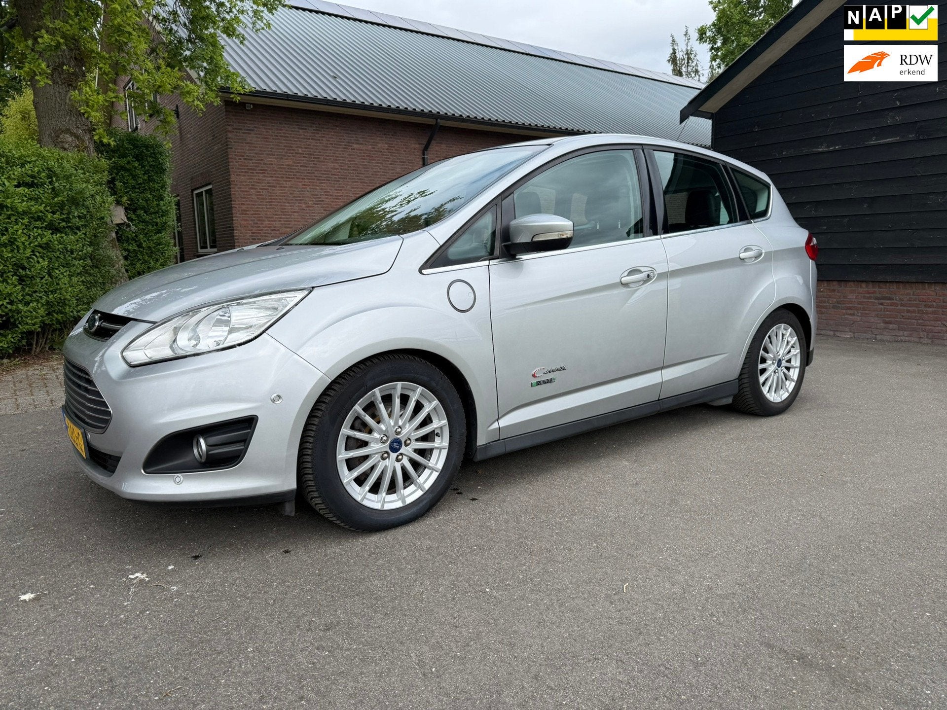 Ford C-Max 2.0 Plug-in Hybrid Titanium Plus (lees tekst), Auto's, Ford, 137 pk, Gebruikt, 4 cilinders, Hybride Elektrisch/Benzine