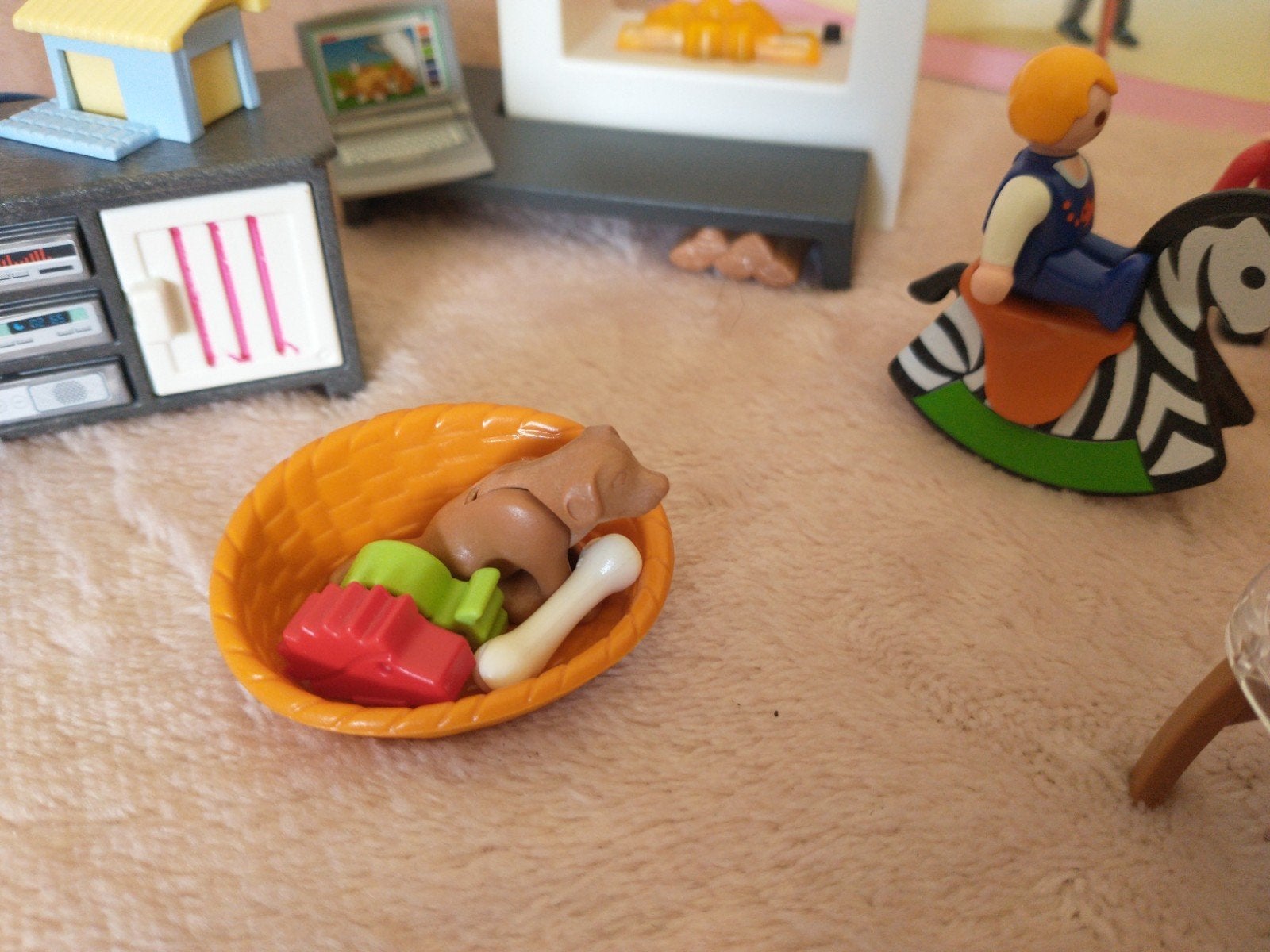 playmobil 70207 huis inrichting met opa, kleinzoon en hond, Complete set, Overige typen, Ophalen of Verzenden, Zo goed als nieuw