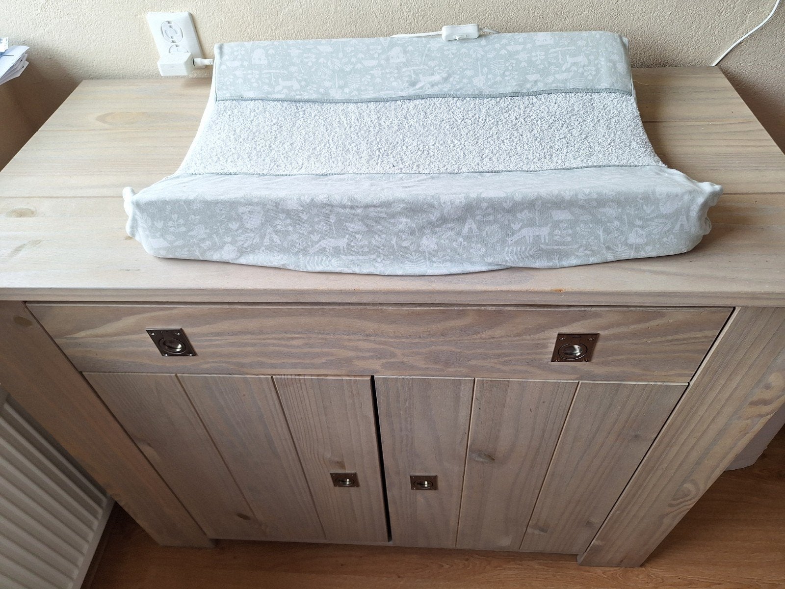 mooie houten commode, Ophalen, 50 tot 70 cm, 90 tot 105 cm, 100 cm of meer