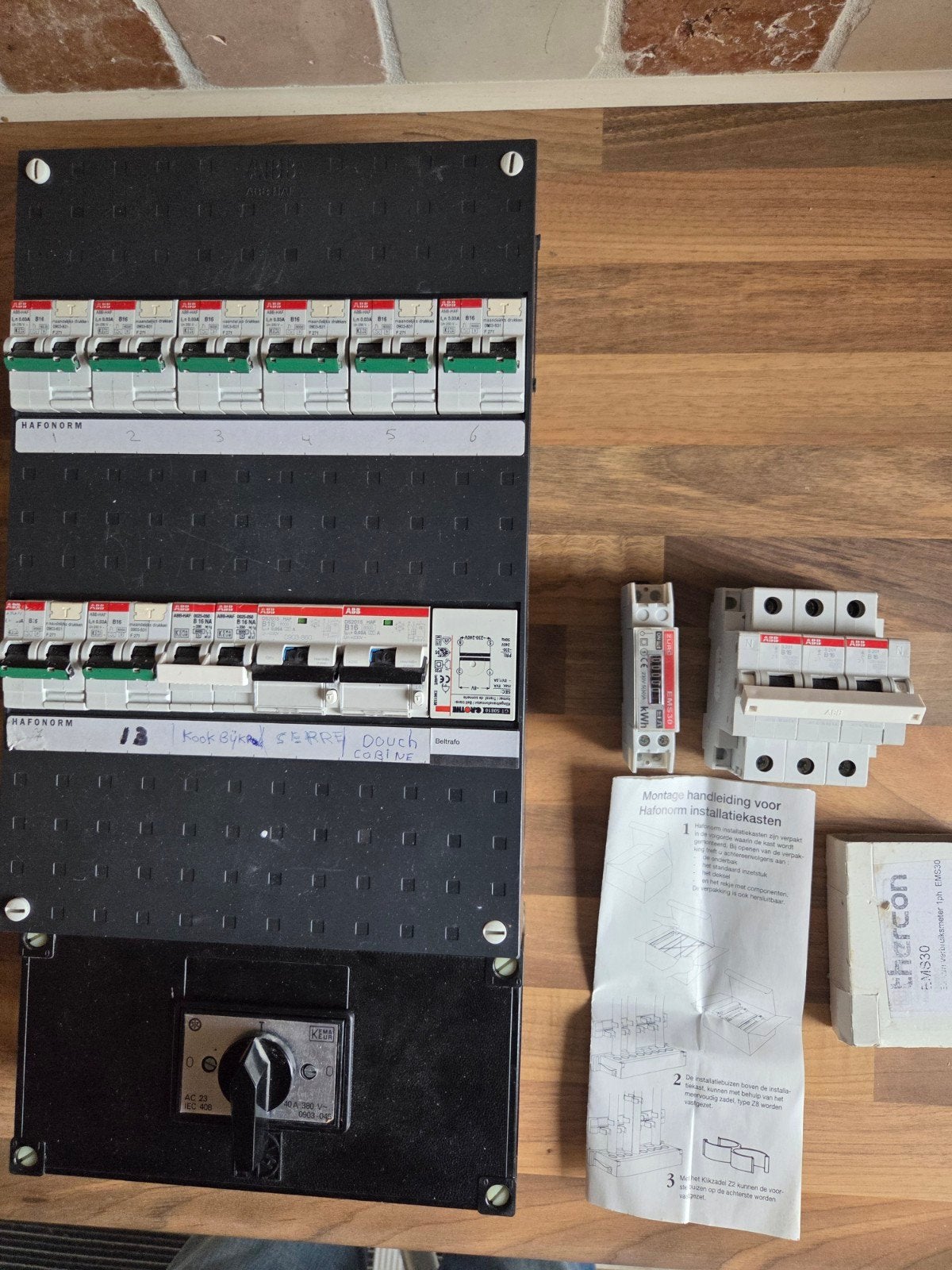 ABB Groepenkast Compleet met Hoofdschakelaar en Kookgroep, Ophalen of Verzenden, Gebruikt, ABB, Groepenkast