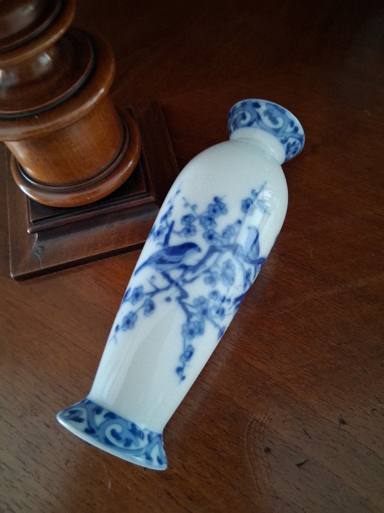 Japans slank vaasje in wit/blauw met vogels *eureka*, Ophalen of Verzenden