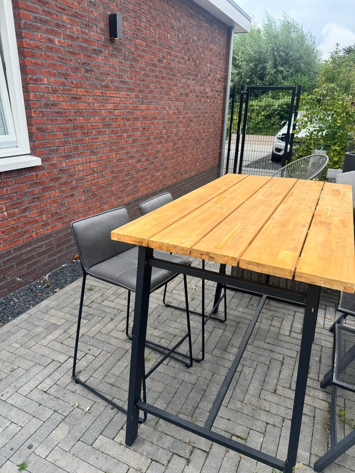 Bartafel - Houten blad en metalen onderstel, Ophalen, Gebruikt