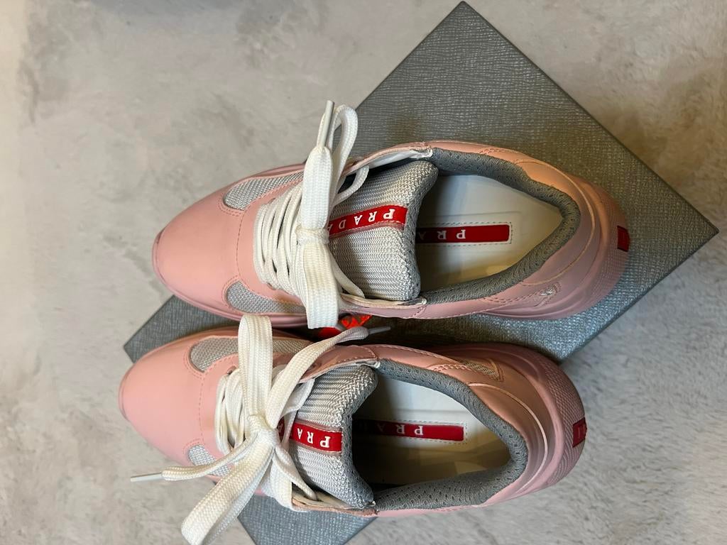 Prada sneakers roze - maat 38, Ophalen of Verzenden, Sneakers of Gympen, Roze, Gedragen