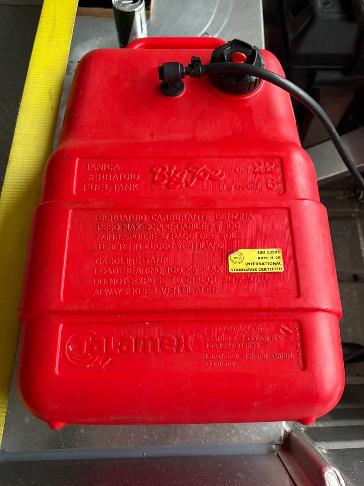 22 liter tank voor buitenboordmotor, Ophalen, Zo goed als nieuw, Motor en Techniek, Zeilboot of Motorboot
