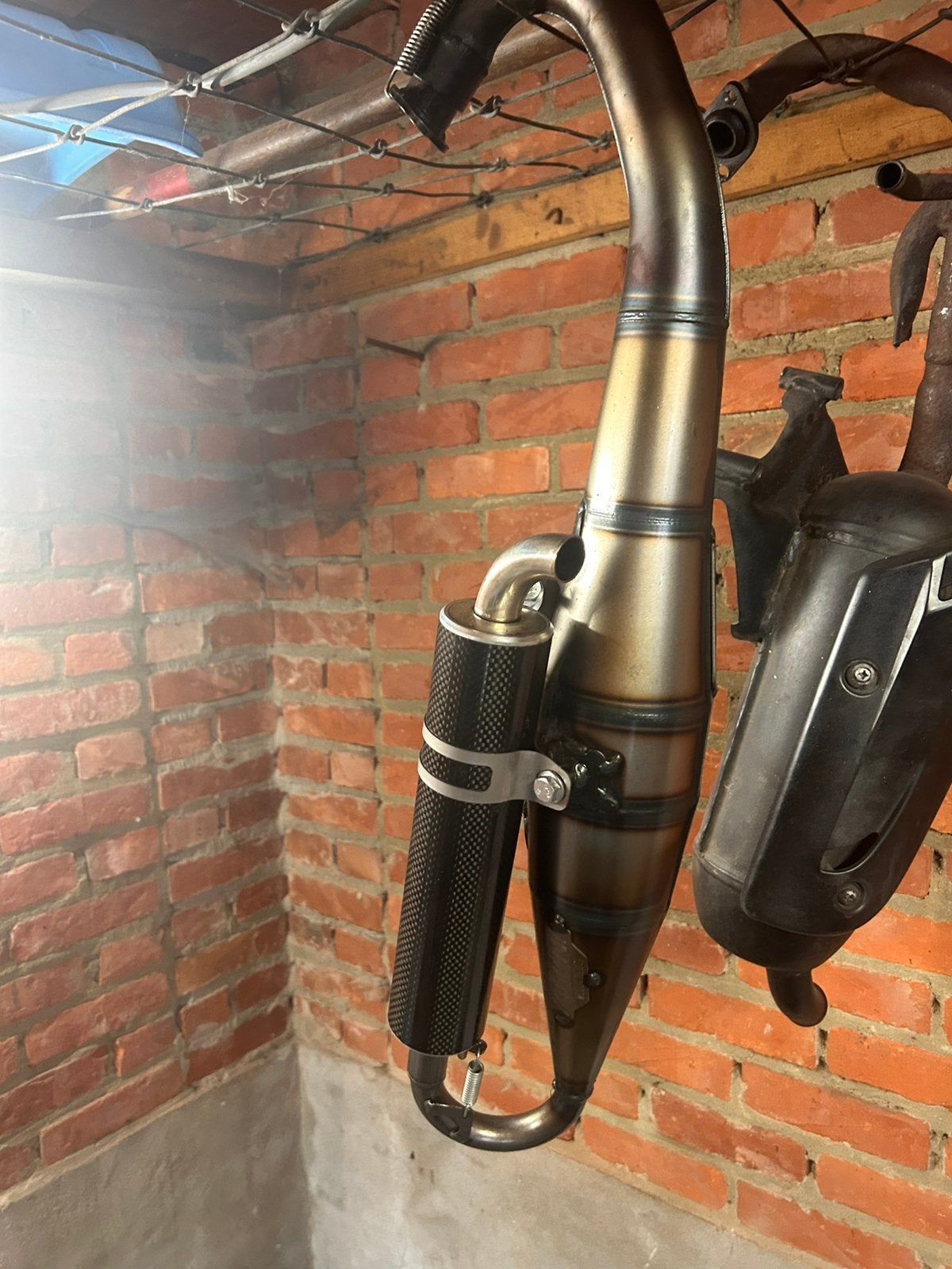 Yasuni c16 carbon piaggio, Ophalen, Zo goed als nieuw