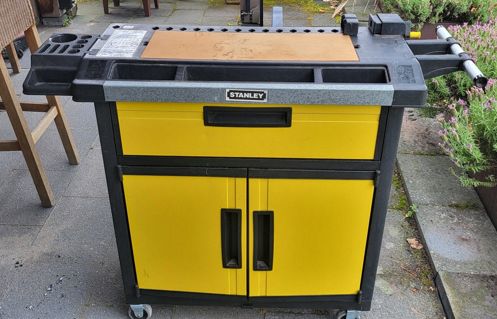 Stanley Mobiele Werkbank / Gereedschapswagen - Gebruikt, Ophalen, Gebruikt, 70 tot 120 cm